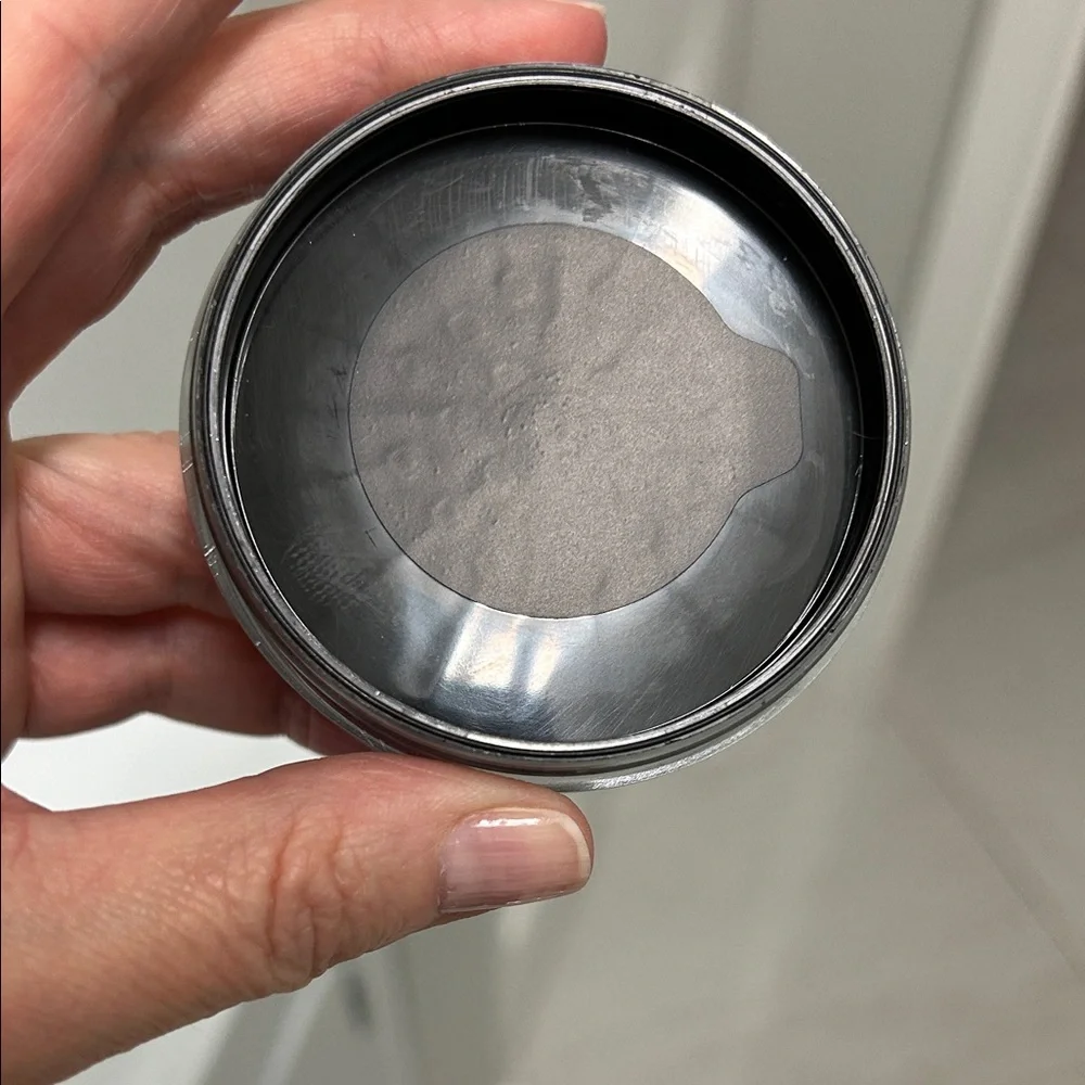 Loose Blot Powder Medium NEW — Sealed